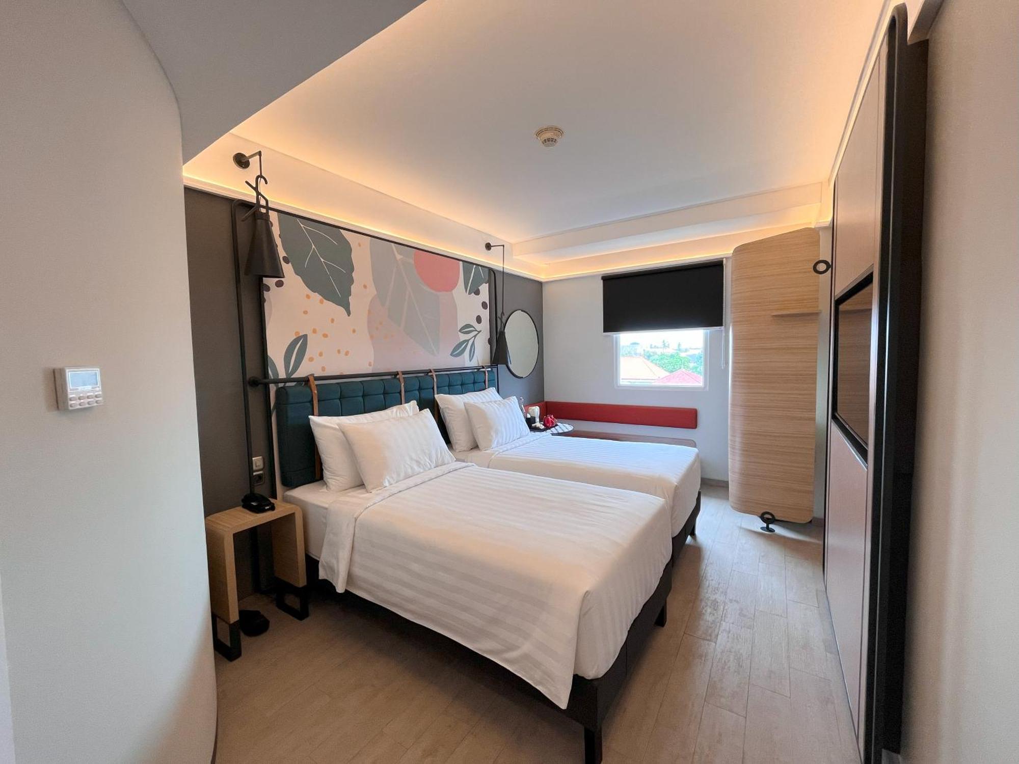 होटल Luminor Seminyak - Bali 3*